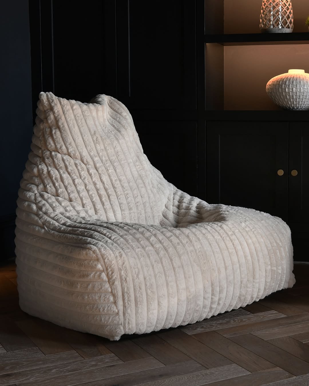 Extreme Lounging: Relaxed Living, Reimagined