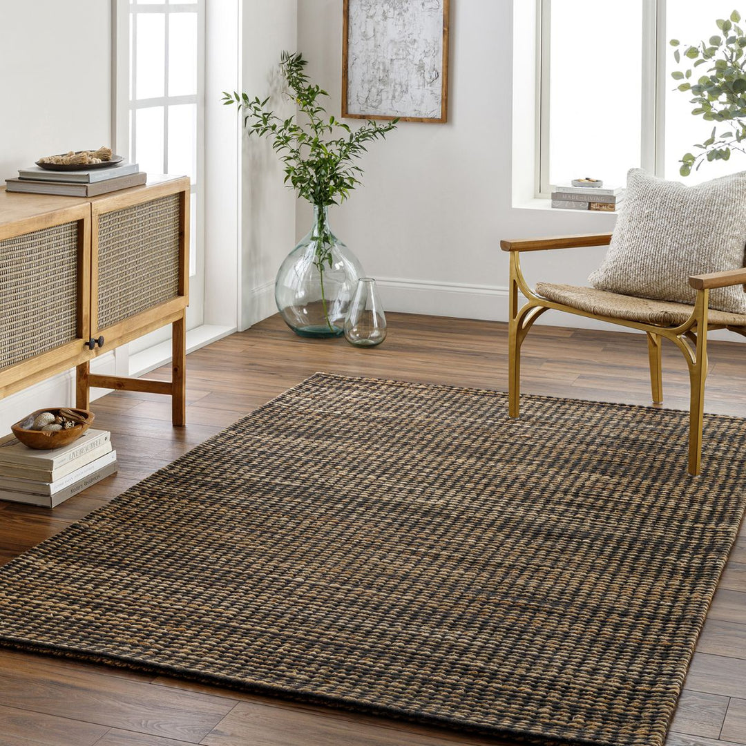 How to Make a Small Room Look Bigger: 18 Interior Designer Tricks That Really Work