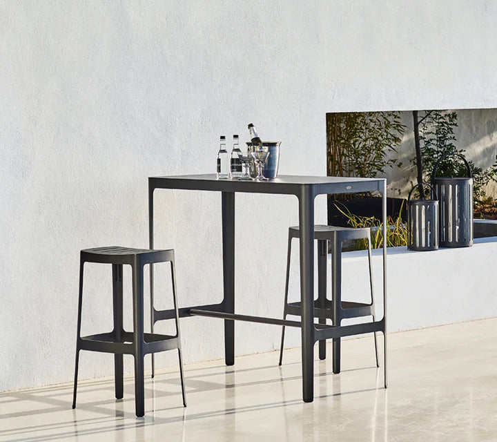 Cane-line Cut Bar Table