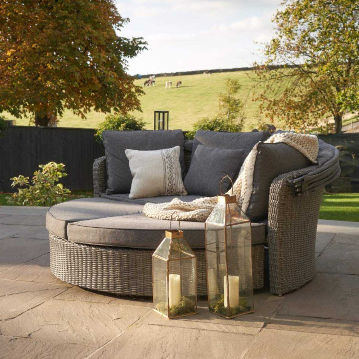 Beau&Co Slate Grey Bermuda Day Bed