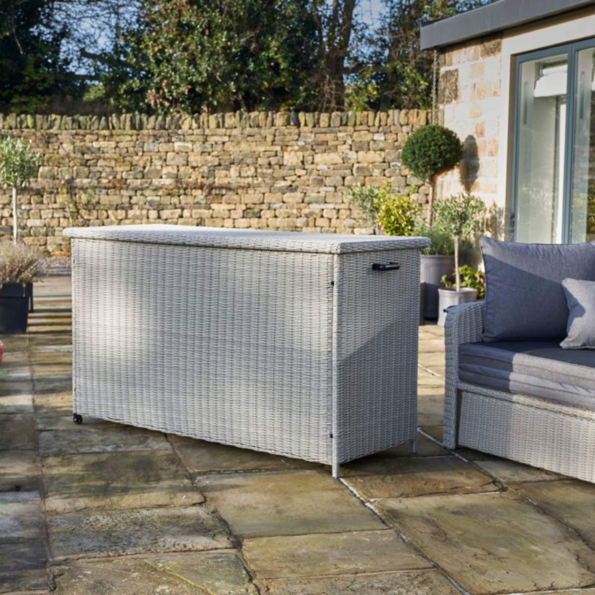 Beau&Co Stone Grey Large Cushion Box K/D