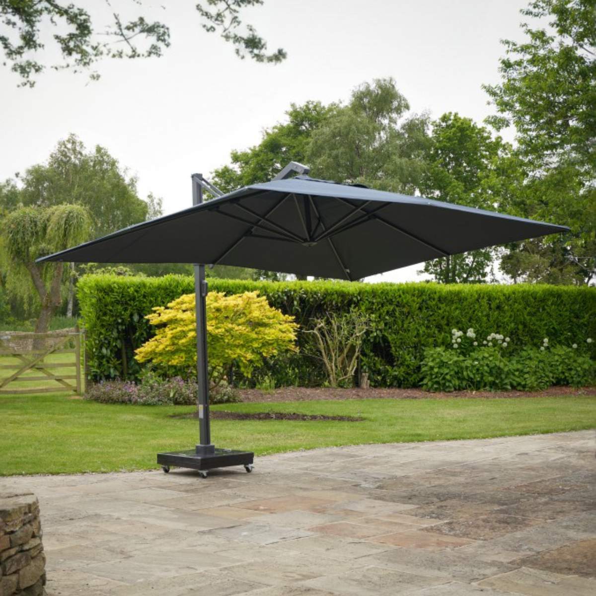 Beau&Co Icon Premium T1 4mx3m Rectangular Faded Black Parasol