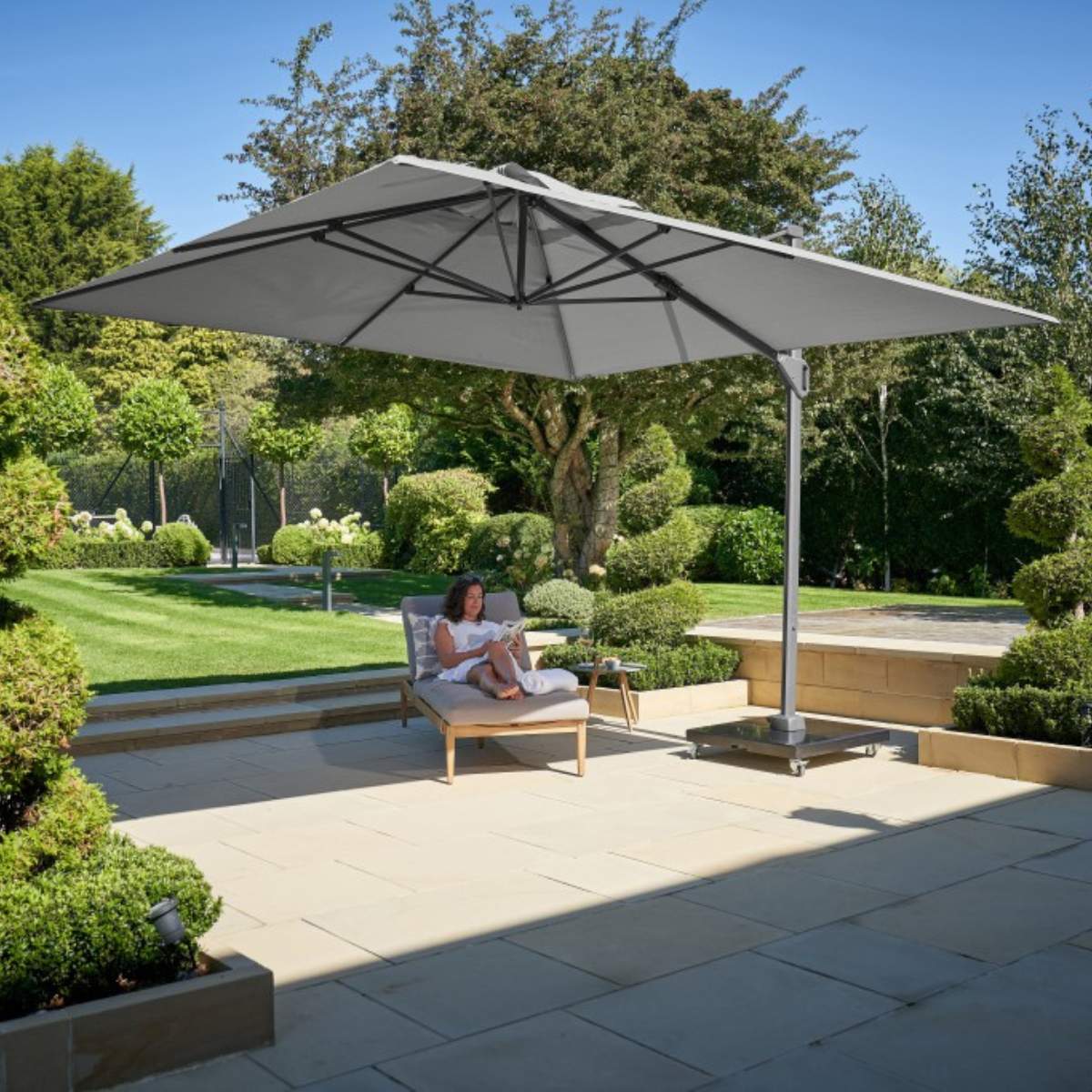 Beau&Co Challenger Telescopic T1 3.5m Square Manhattan Grey Parasol