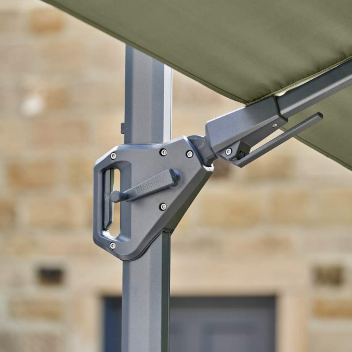 Beau&Co Challenger T2 3m Square Premium Lush Green Free Arm Parasol