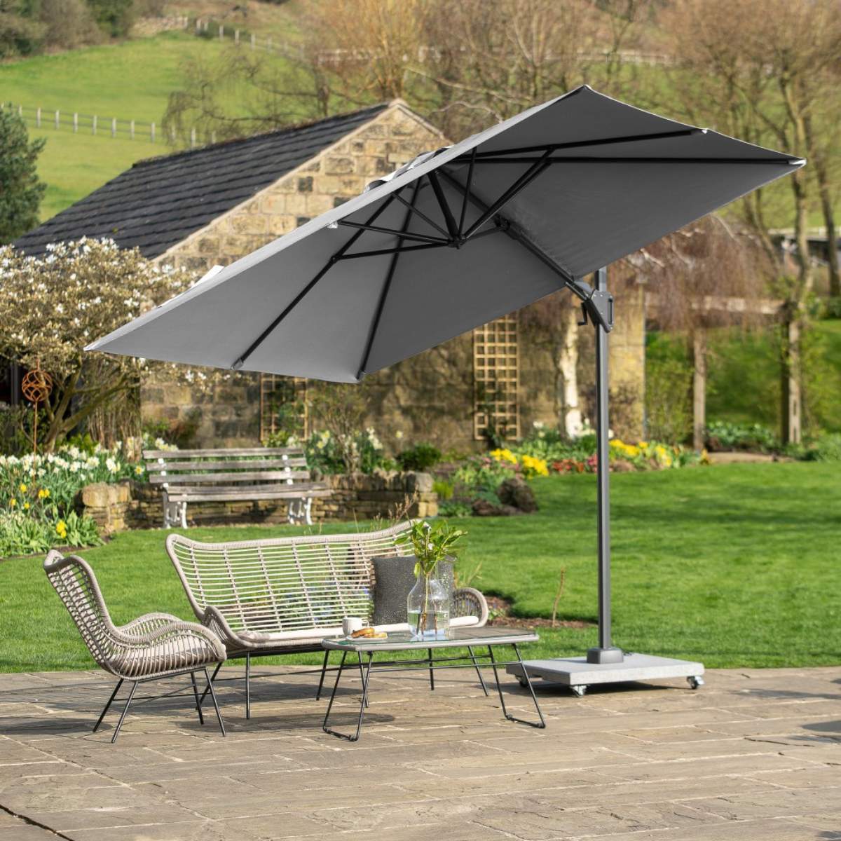 Beau&Co Voyager T2 2.7m Square Luna Grey Free Arm Parasol
