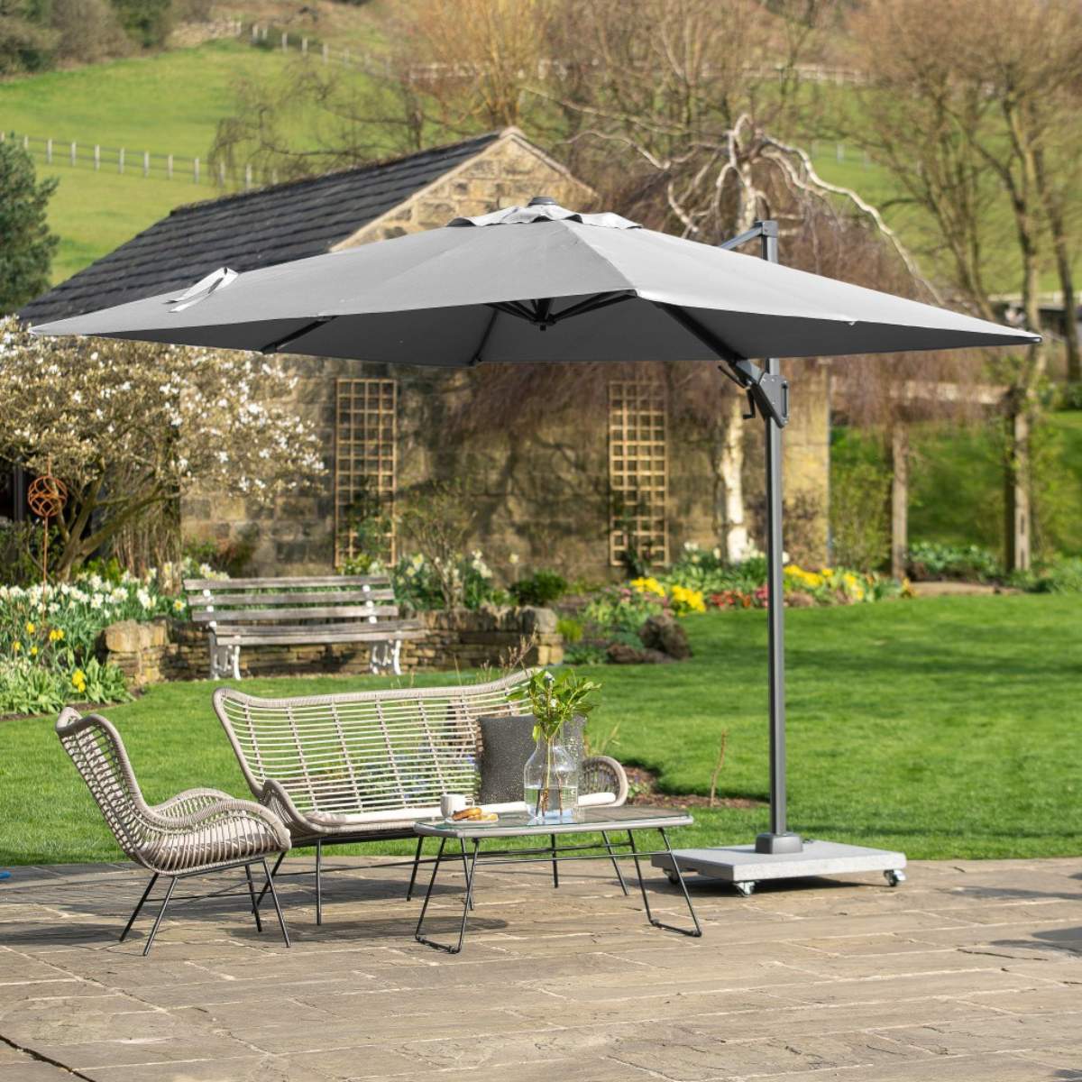 Beau&Co Voyager T2 2.7m Square Luna Grey Free Arm Parasol