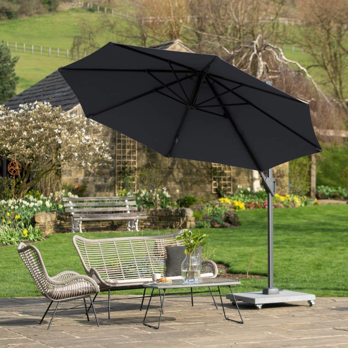 Beau&Co Voyager T1 3m Round Anthracite Free Arm Parasol
