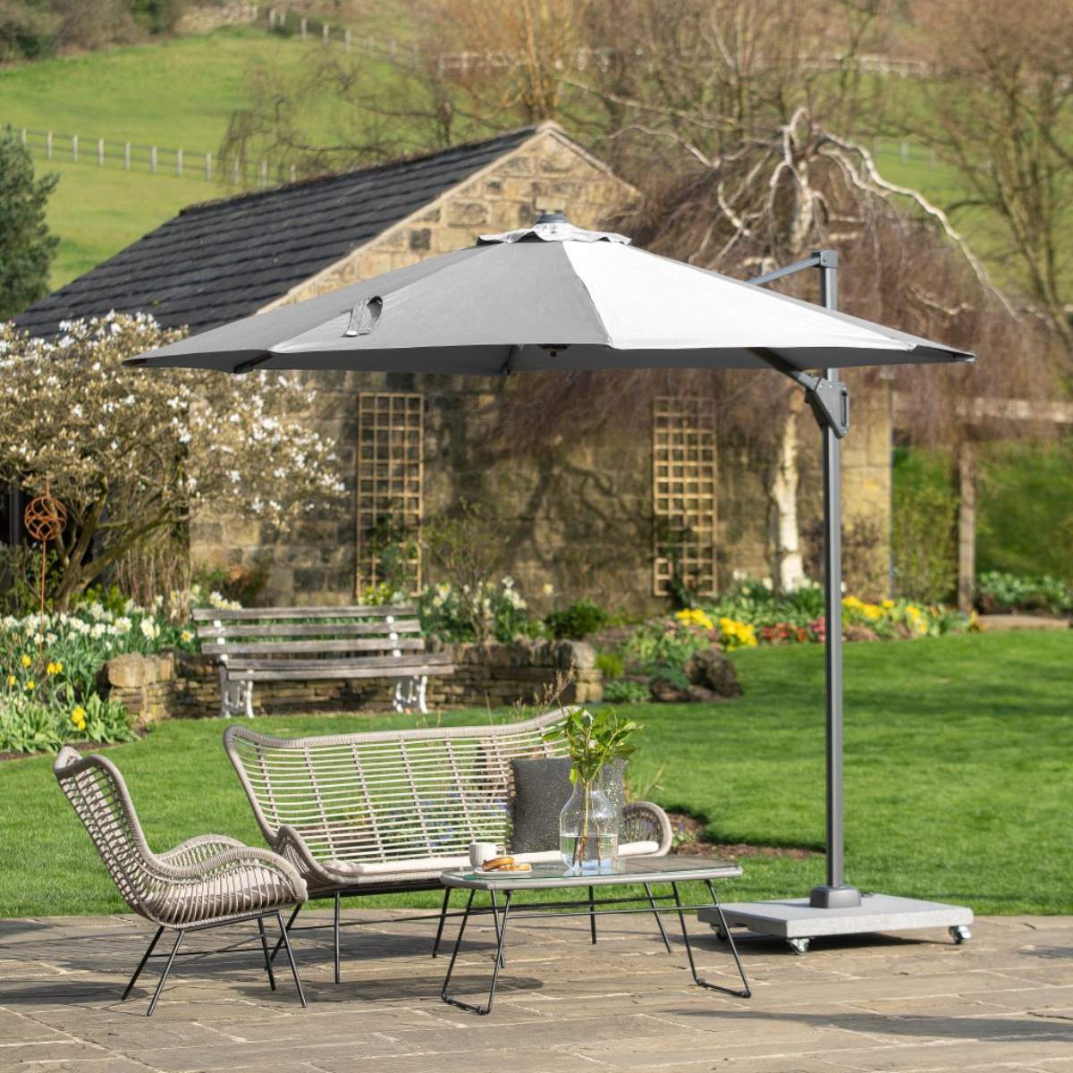 Pacific Lifestyle Voyager T1 3m Round Luna Grey Free Arm Parasol