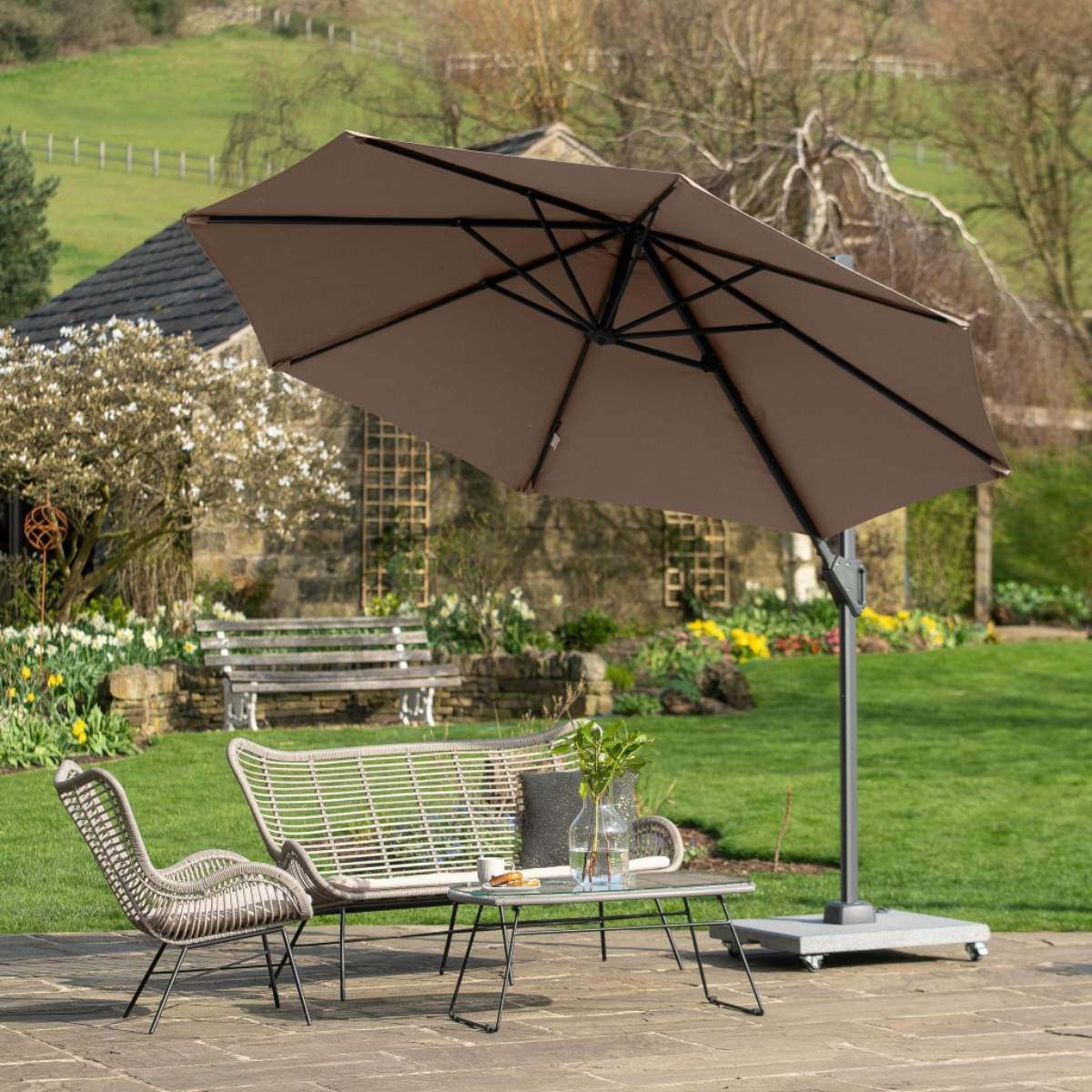 Beau&Co Voyager T1 3m Round Taupe Free Arm Parasol