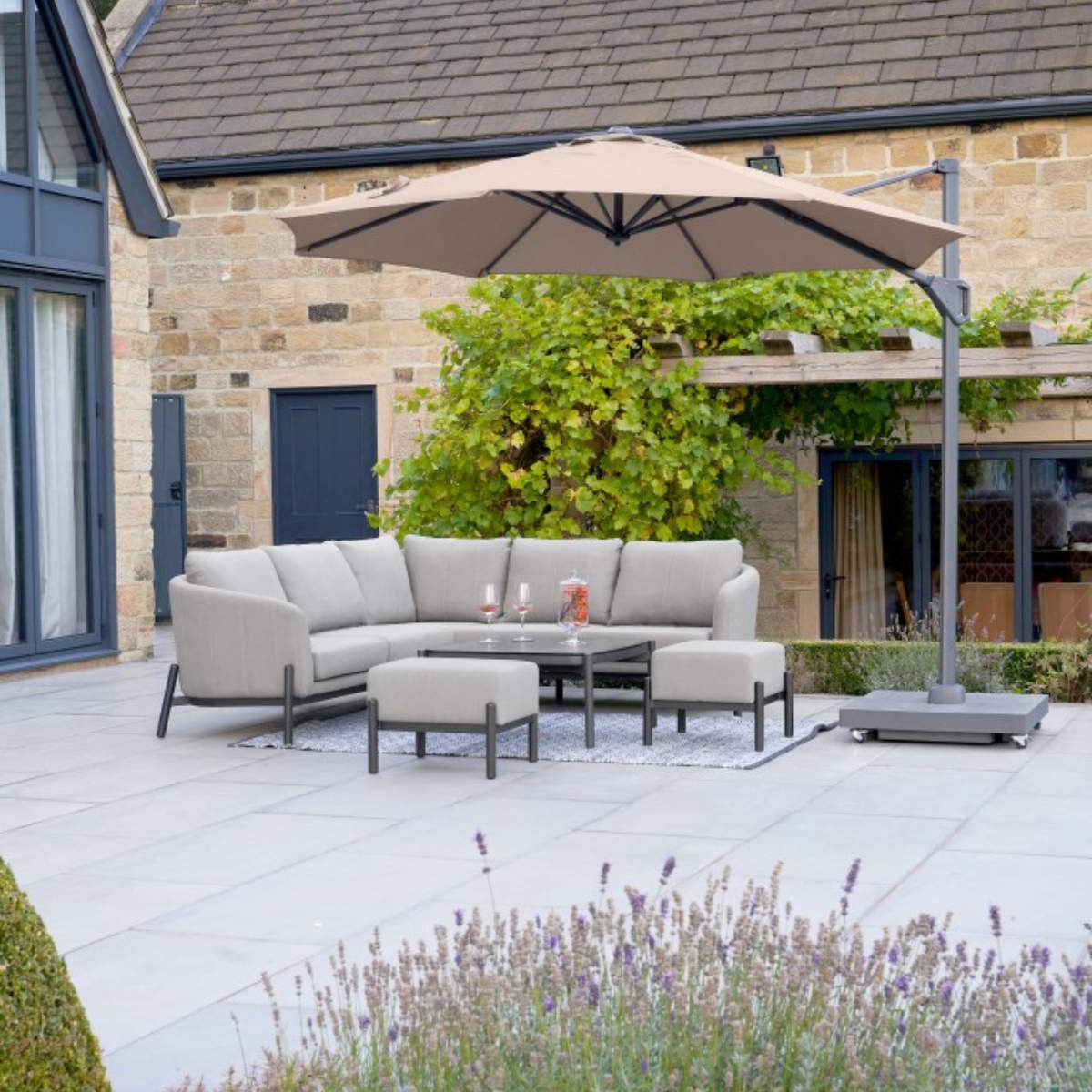 Beau&Co Voyager T1 3m Round Taupe Free Arm Parasol