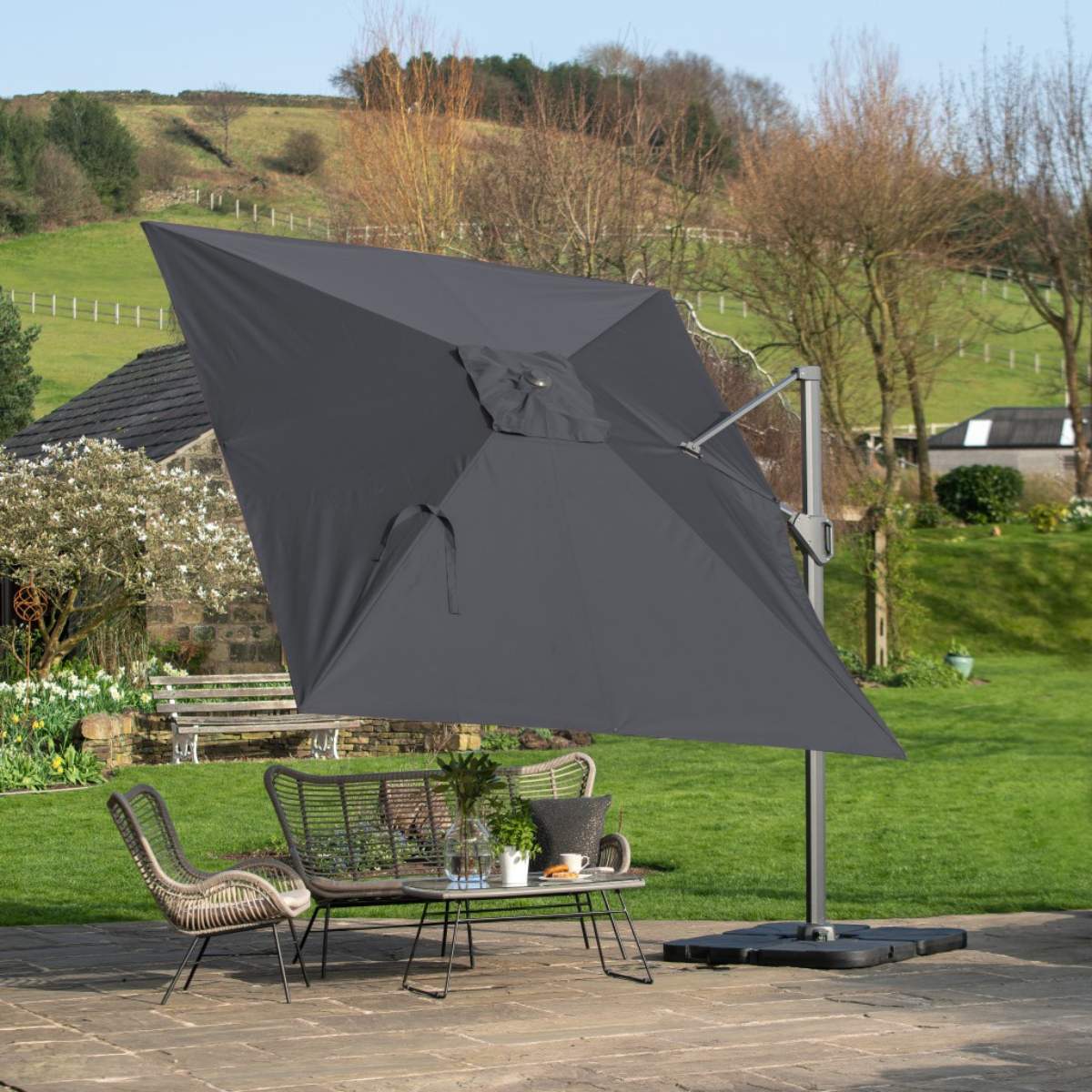 Pacific Lifestyle Challenger T2 3.5 x 2.6m Rectangular Anthracite Free Arm Parasol