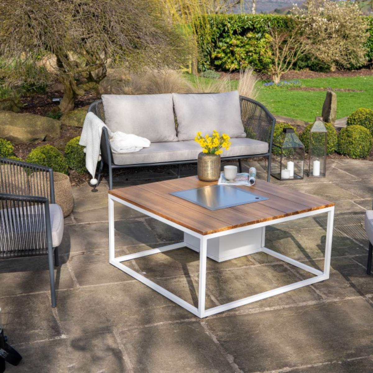 Beau&Co Cosiloft 100 White and Teak Fire Pit Table