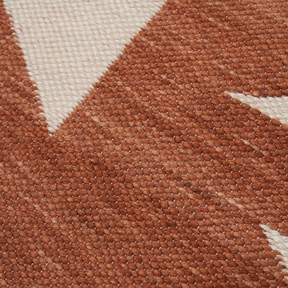 Pacific Lifestyle Indoor Outdoor Terracotta and Ivory Geometric Design Rug Large