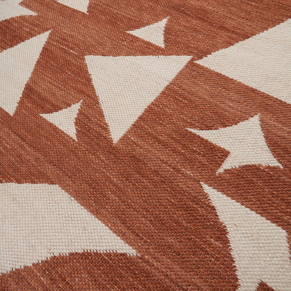 Pacific Lifestyle Indoor Outdoor Terracotta and Ivory Geometric Design Rug Large