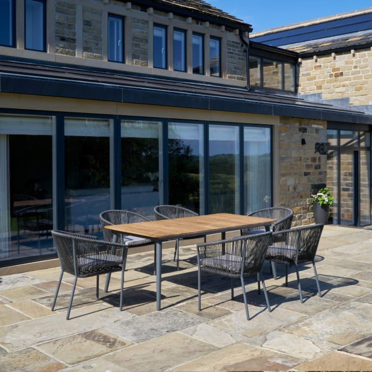 Beau&Co Reims Outdoor Dining Set