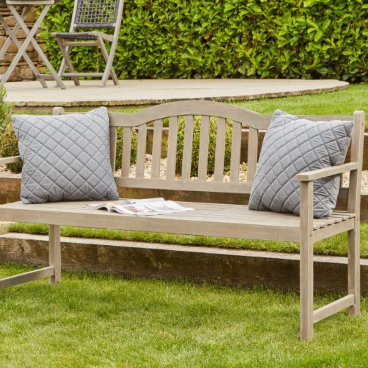 Beau&Co Richmond Antique Grey Outdoor Bench with Pop Up Table