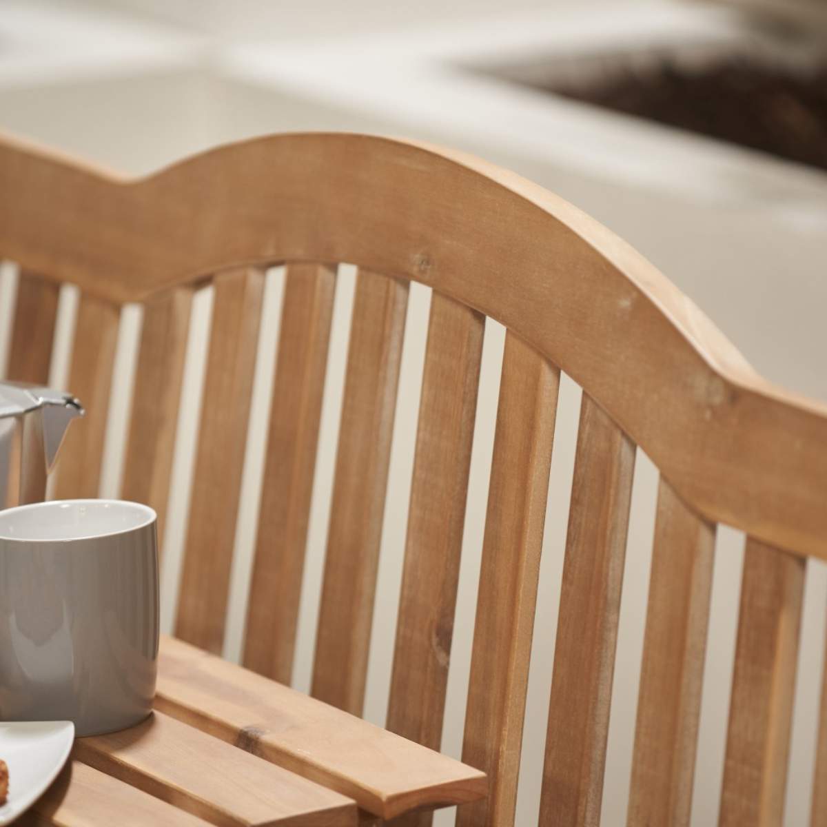 Beau&Co Richmond Light Teak Outdoor Bench with Pop Up Table