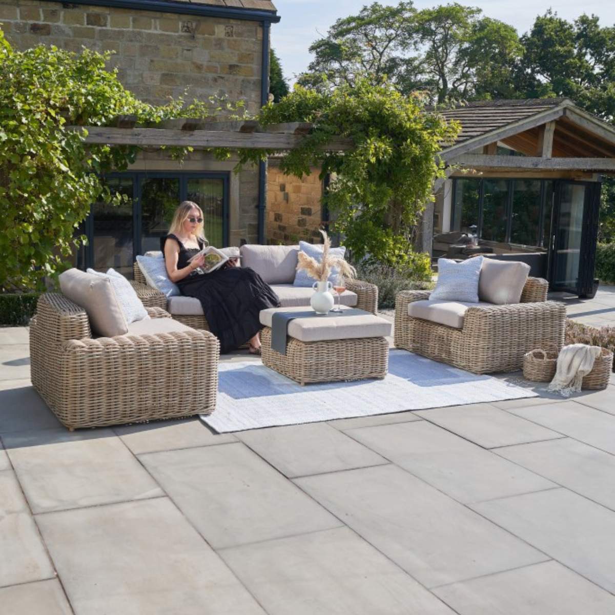 Beau&Co Como Natural Antique Outdoor Seating Set