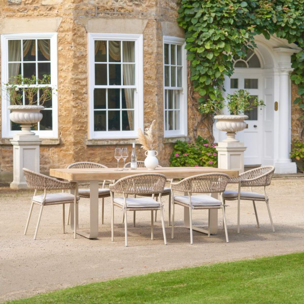 Beau&Co Osaka Latte Outdoor 6 Seater Dining Set