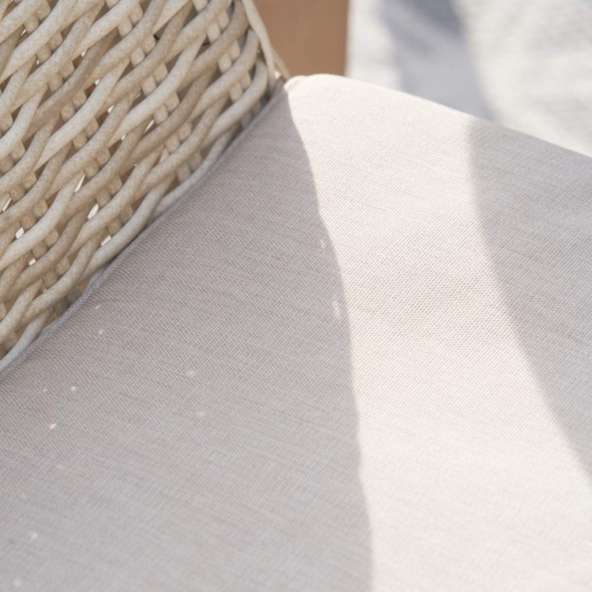 Beau&Co Cabon Outdoor 4 Seater Dining Set