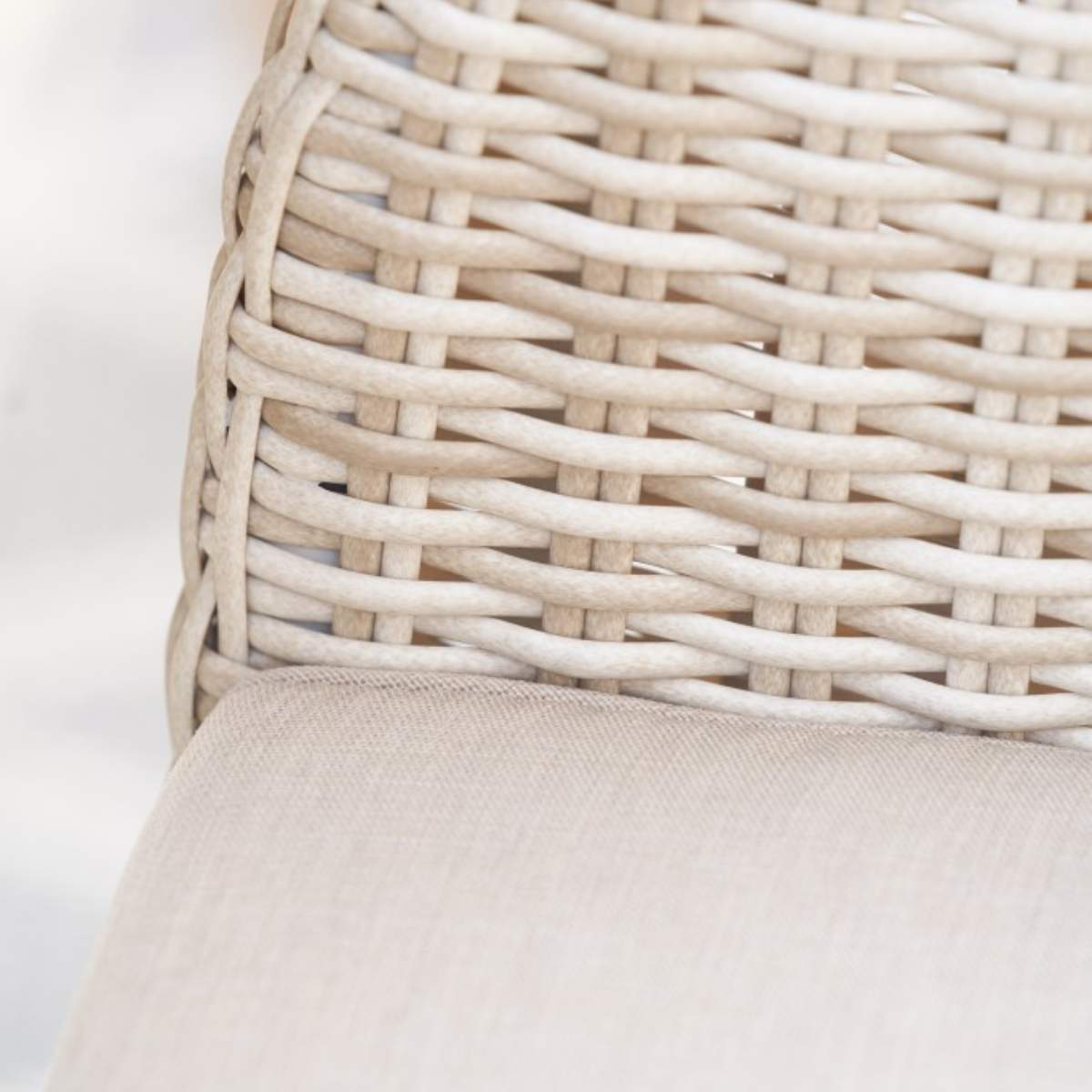 Beau&Co Cabon Outdoor 4 Seater Dining Set