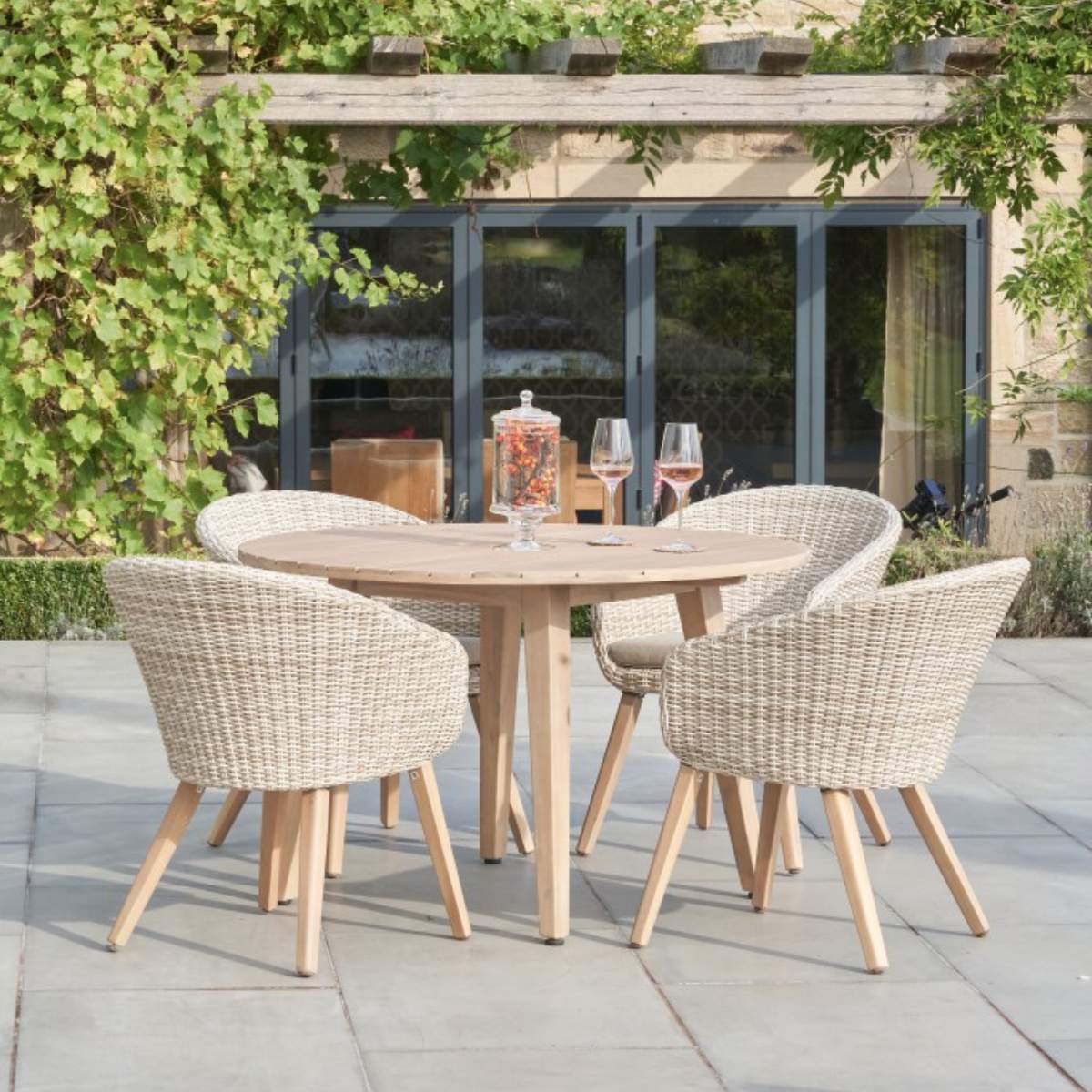 Beau&Co Cabon Outdoor 4 Seater Dining Set