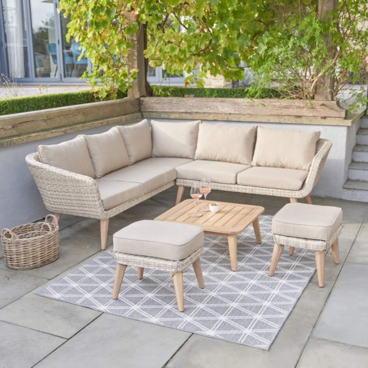 Beau&Co Cabon Outdoor Corner Seating Set