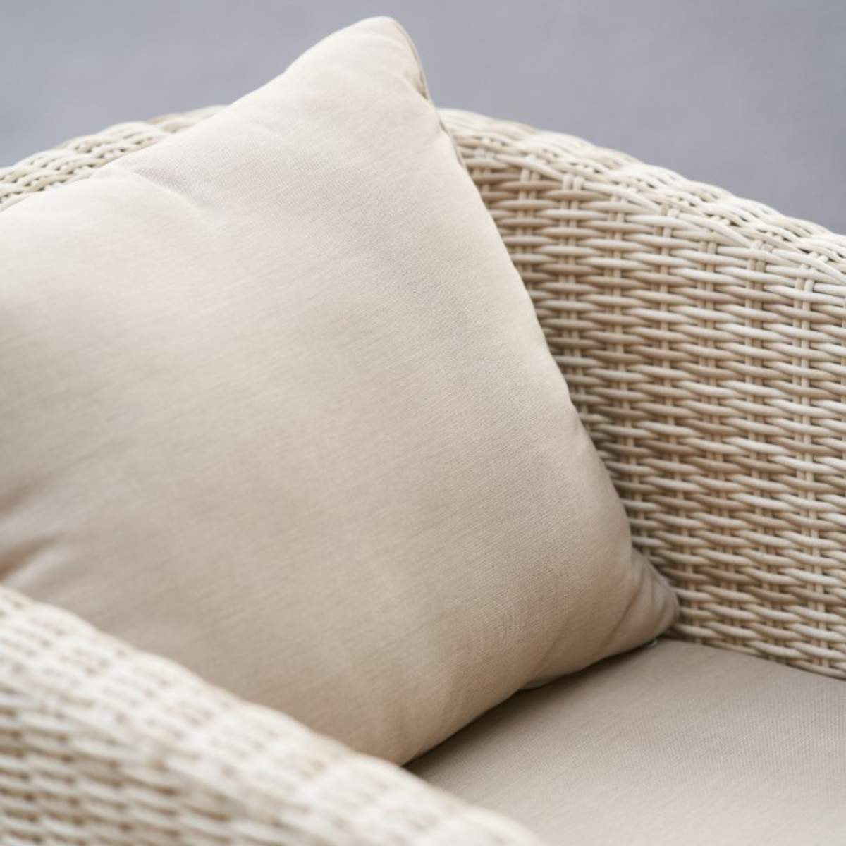 Beau&Co Cabon Outdoor Seating Set