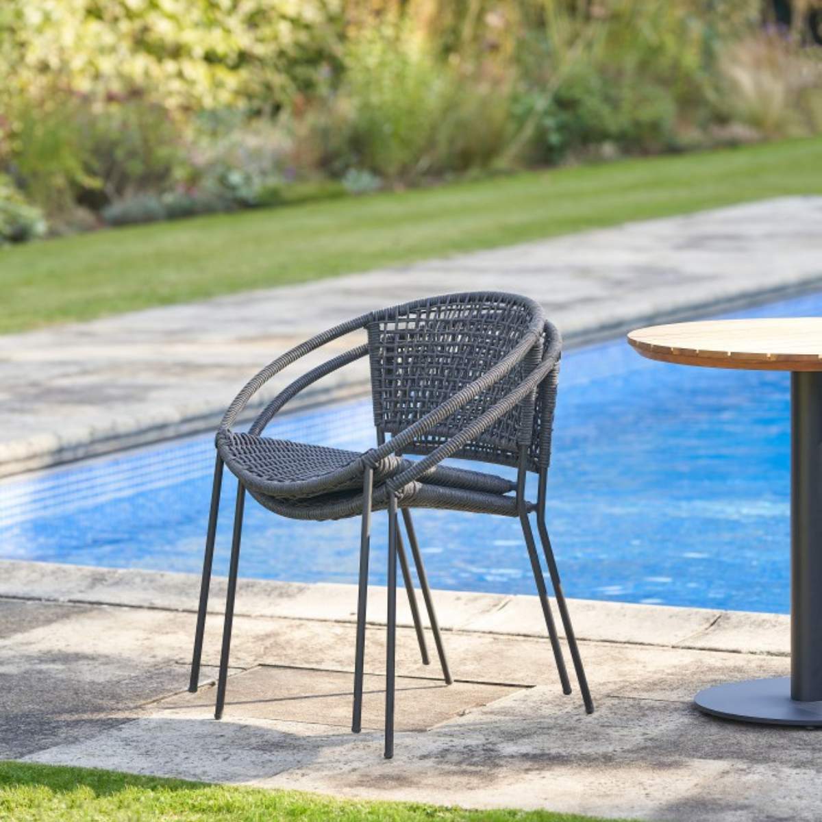 Beau&Co Dakota Black Outdoor Bistro Set
