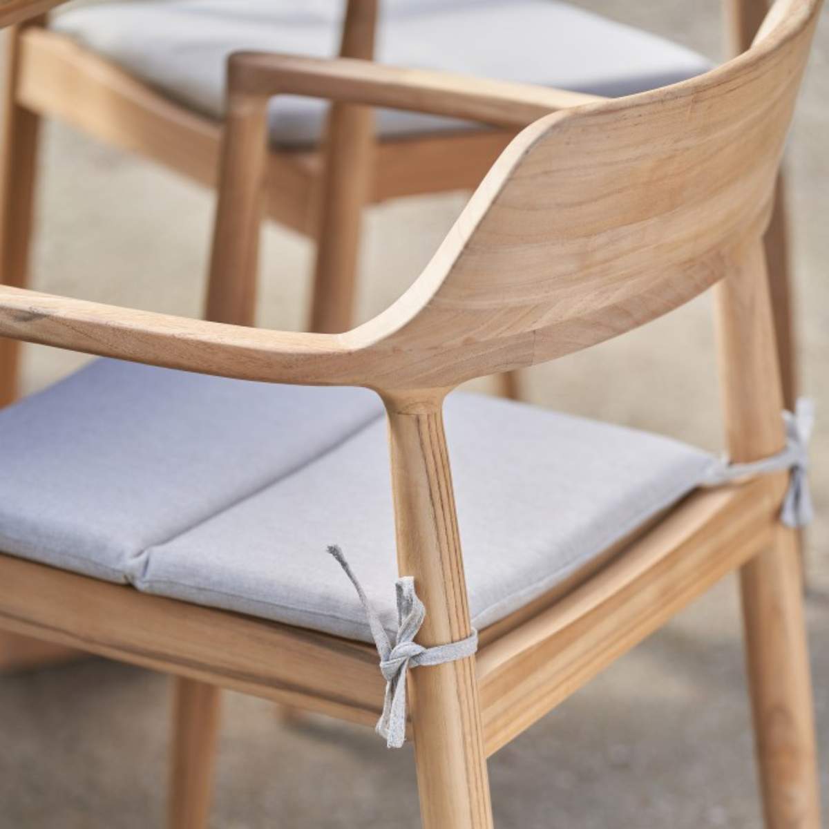 Beau&Co Reuleaux / Salita Outdoor 6 Seater Dining Set