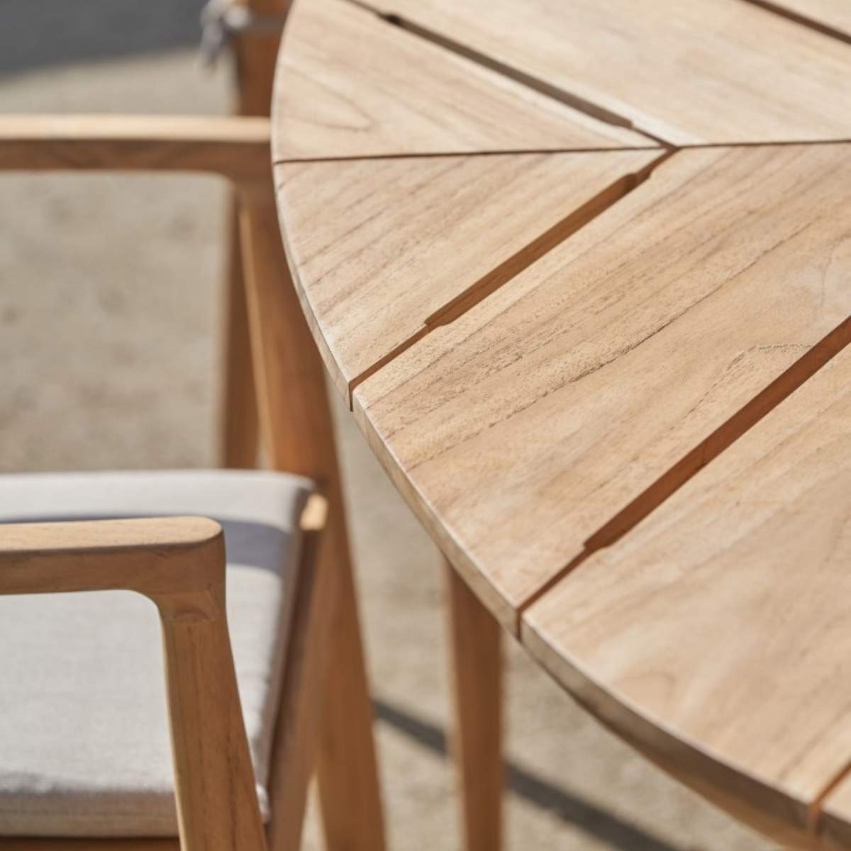 Beau&Co Reuleaux / Salita Outdoor 6 Seater Dining Set