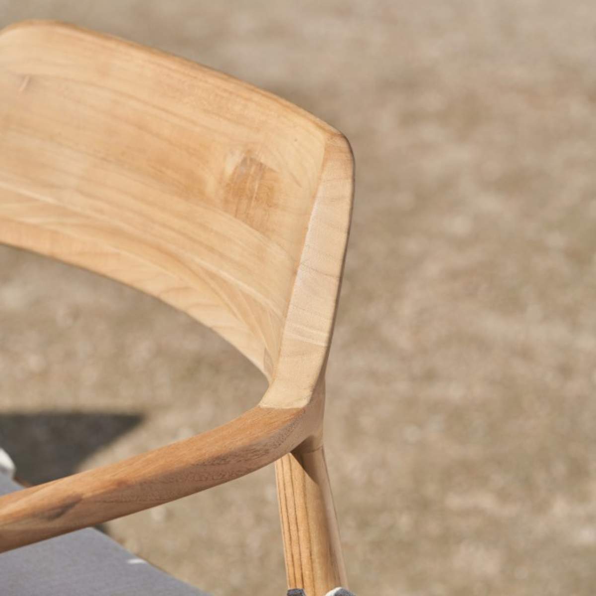 Beau&Co Reuleaux / Salita Outdoor 6 Seater Dining Set