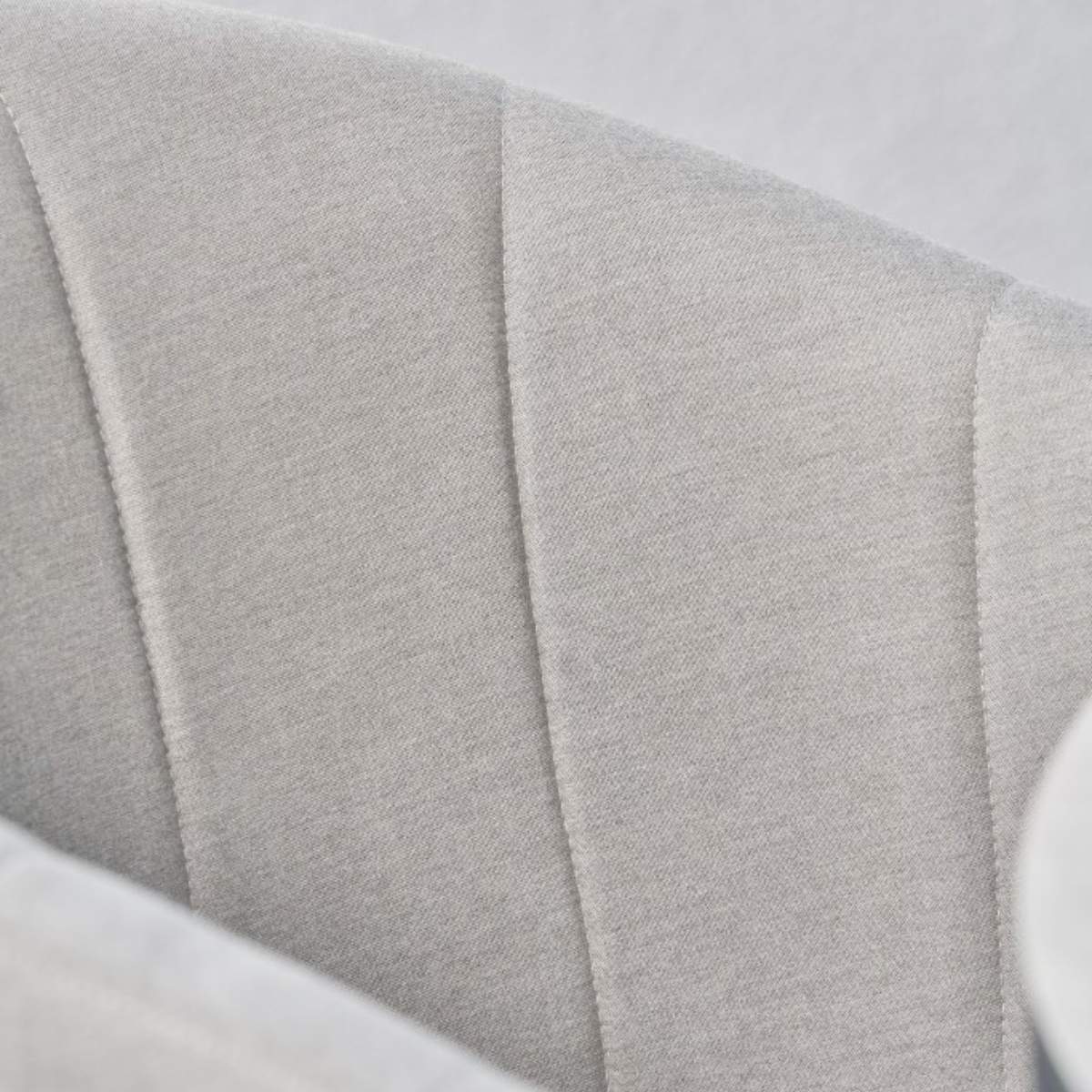 Beau&Co Nevada Putty Outdoor 4 Seater Round Dining Set