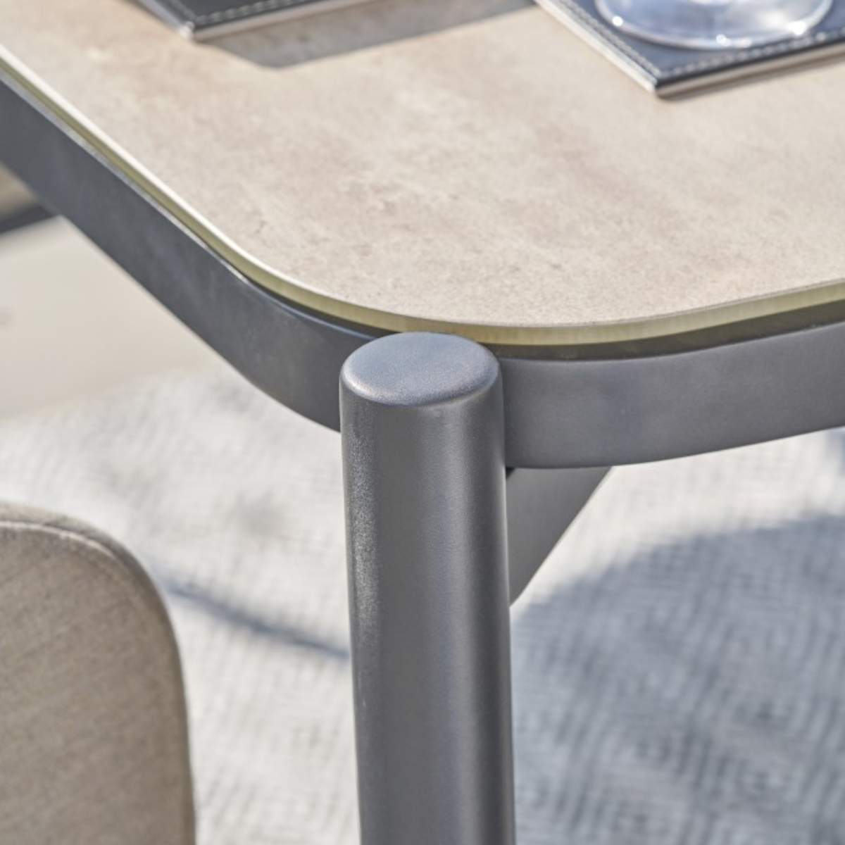 Beau&Co Nevada Putty Outdoor 6 Seater Dining Set