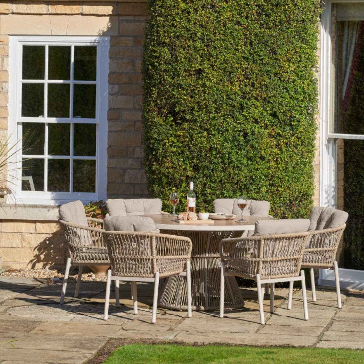 Pacific Lifestyle Martic Outdoor 6 Seater Dining Set