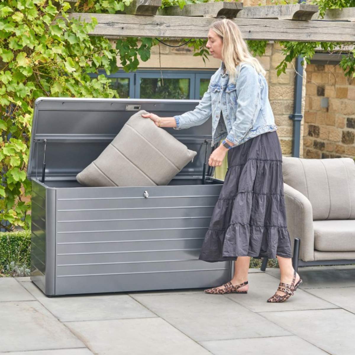 Pacific Lifestyle Rhode Island Small Galvanised Steel Cushion Box Anthracite