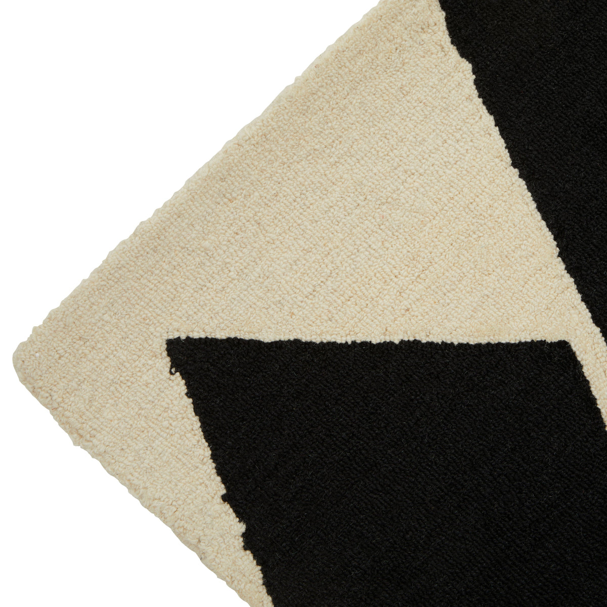 Beaumonde Home Bosie Milana Large Black And White Geometric Rug