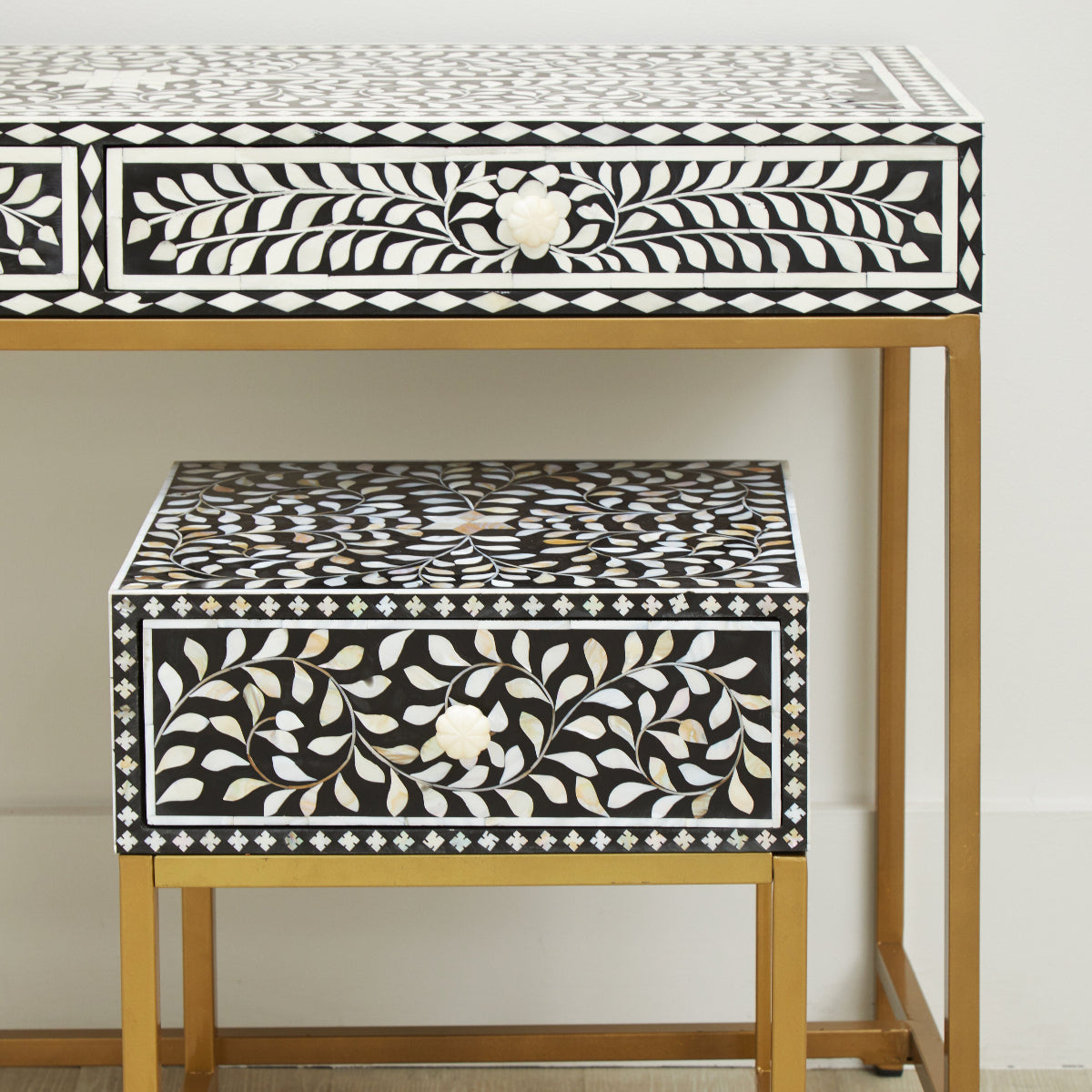 Beaumonde Home Fusion 1 Drawer Side Table With Bone Inlay 9