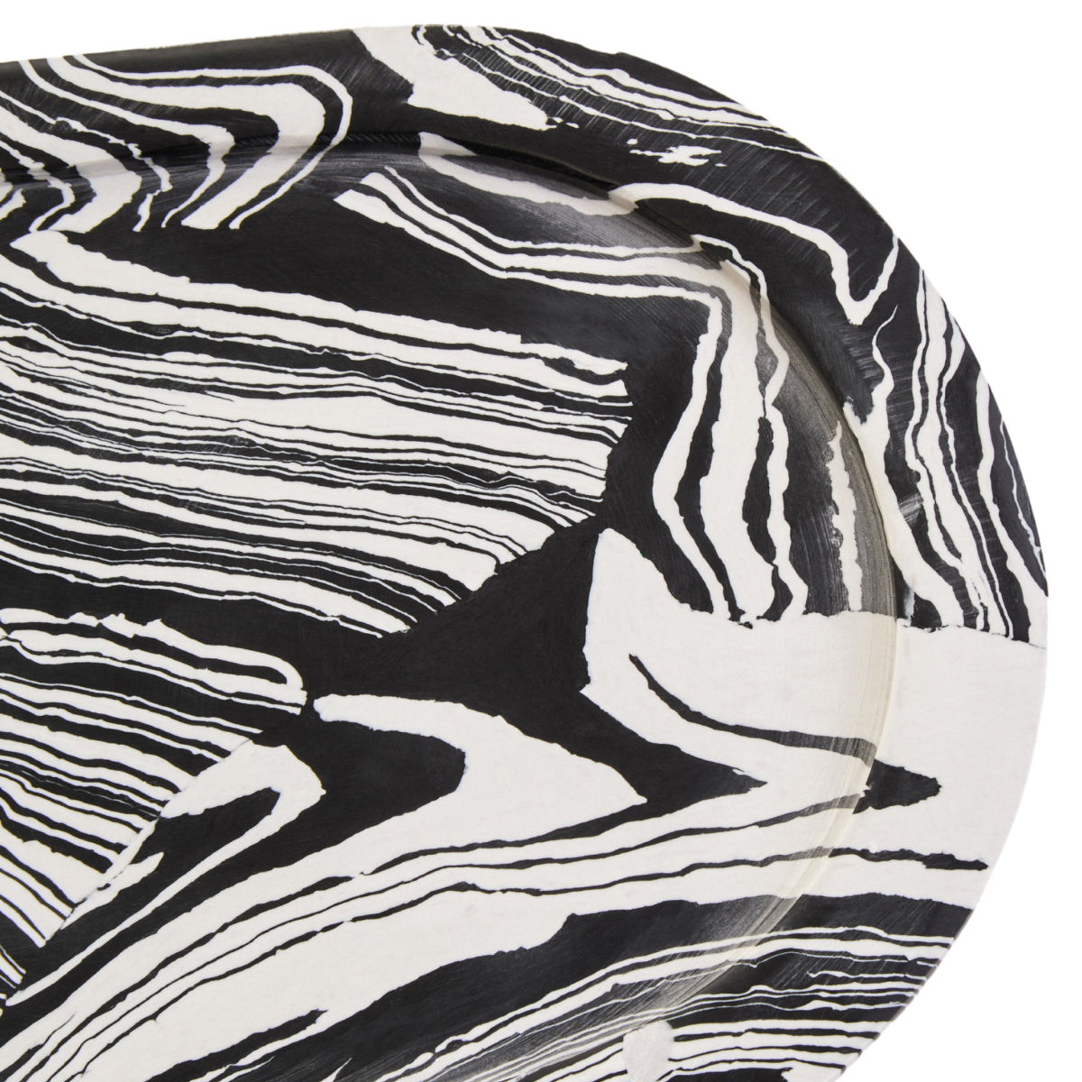 Beaumonde Home Helsa Black And White Oval Marble Tray 10