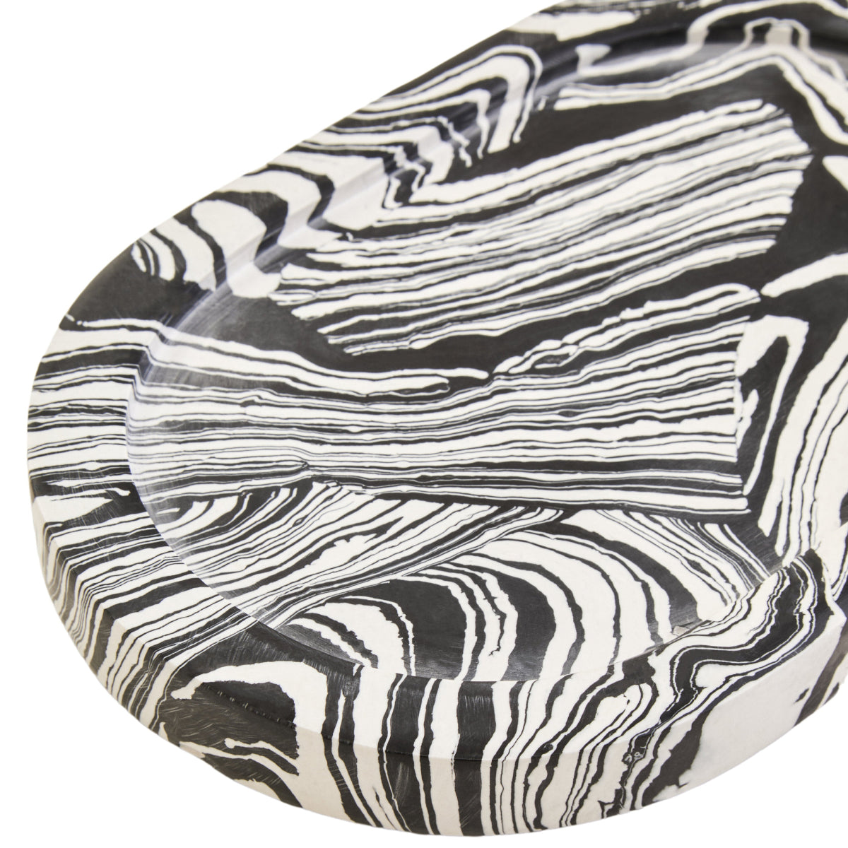 Beaumonde Home Helsa Black And White Oval Marble Tray 4
