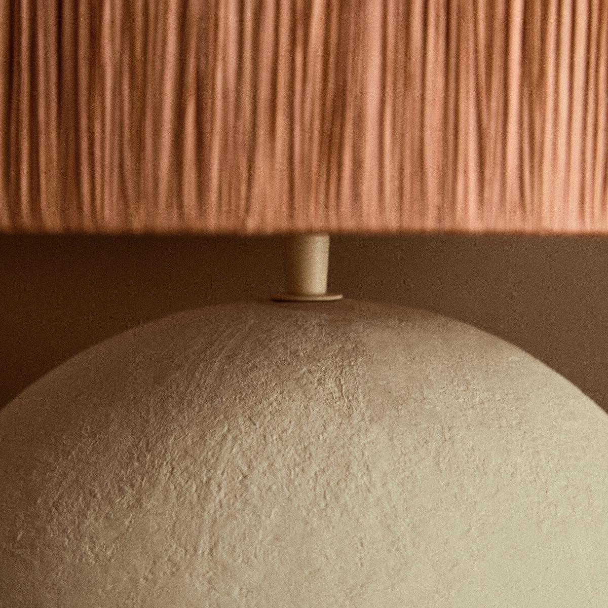 Beaumonde Home Carta 58Cm Natural Papier Mache Table Lamp With Rust Raffia Shade 1