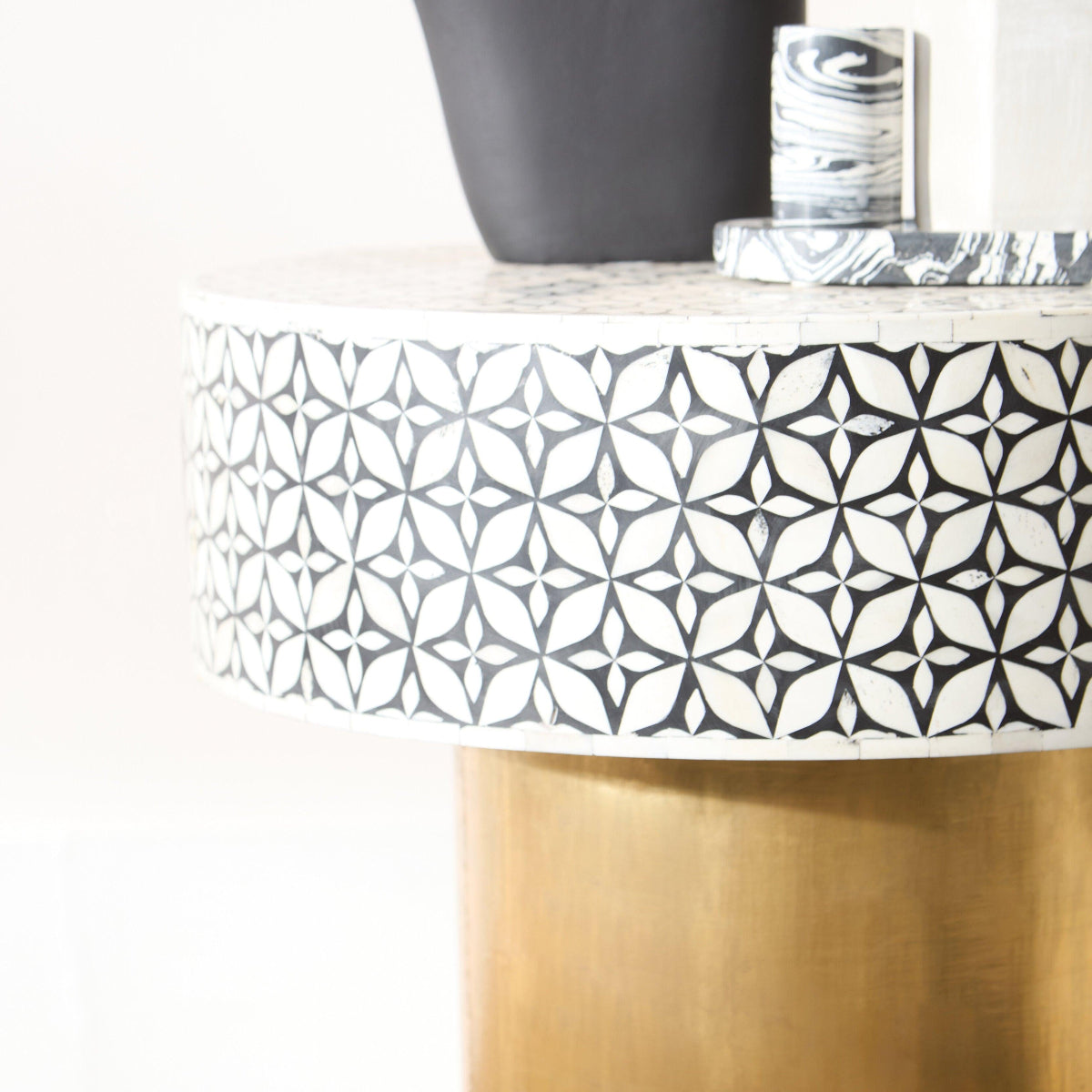 Beaumonde Home Helsa Black And White Marble Two Way Candle Holder 1