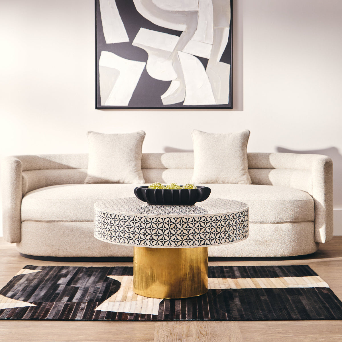 Beaumonde Home Fusion Round Coffee Table With Gold Base 3