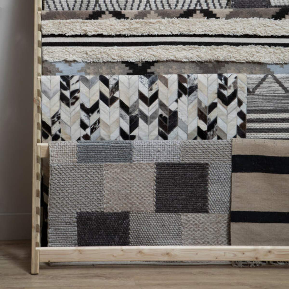 Beaumonde Home Bosie Safira Large Black Patchwork Rug