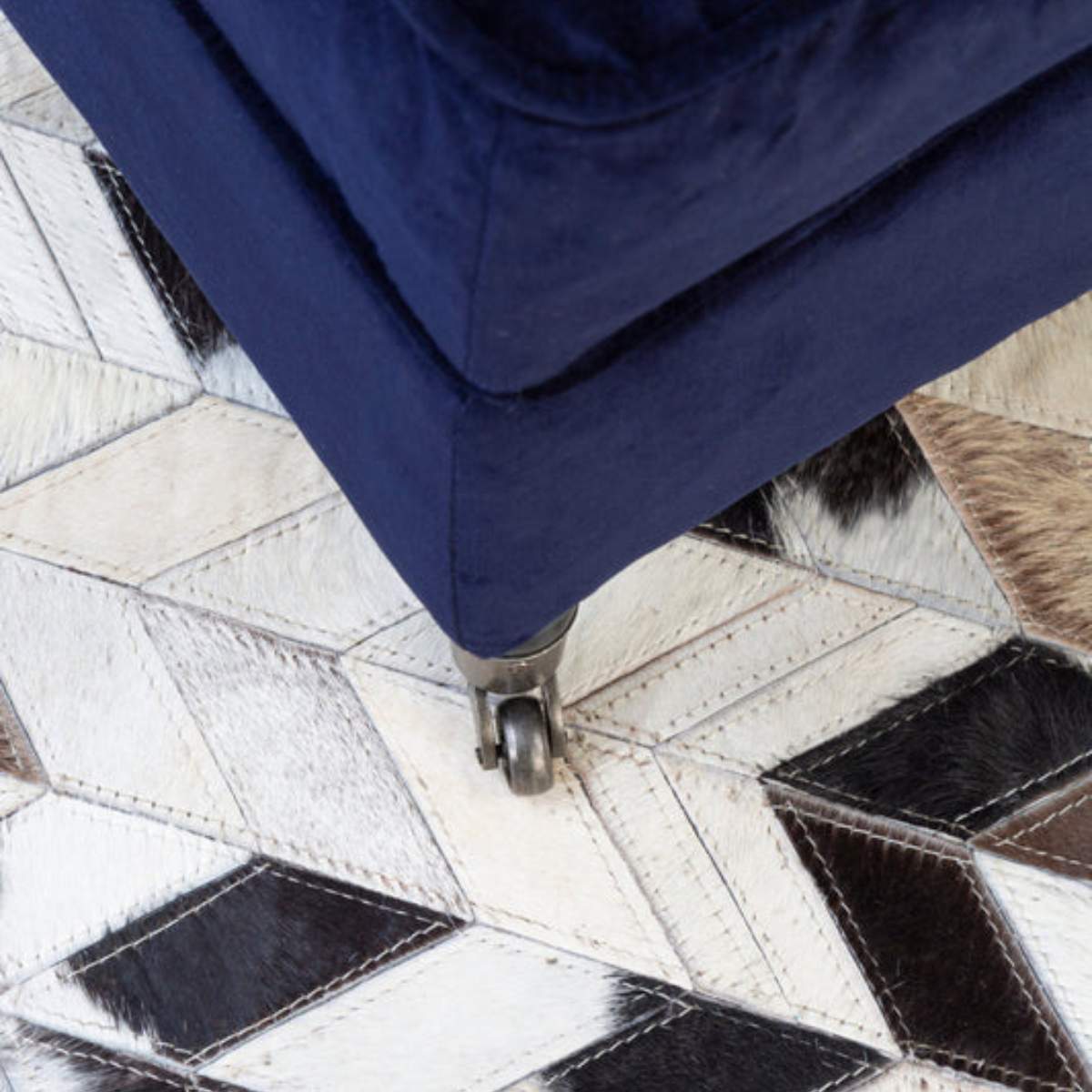 Beaumonde Home Bosie Safira Small Black And White Patchwork Rug