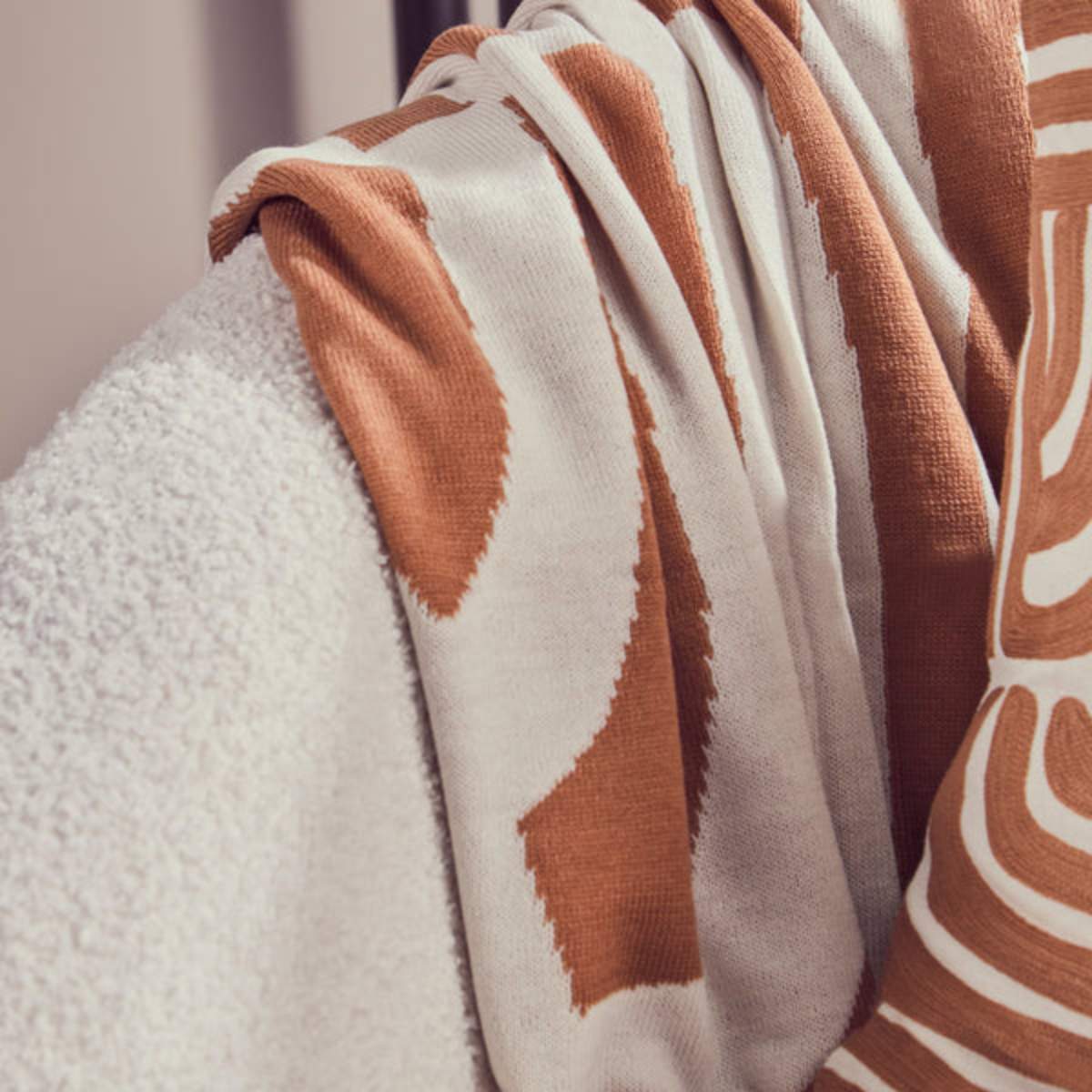 Beaumonde Home Bosie Ozella Natural And Terracotta Throw