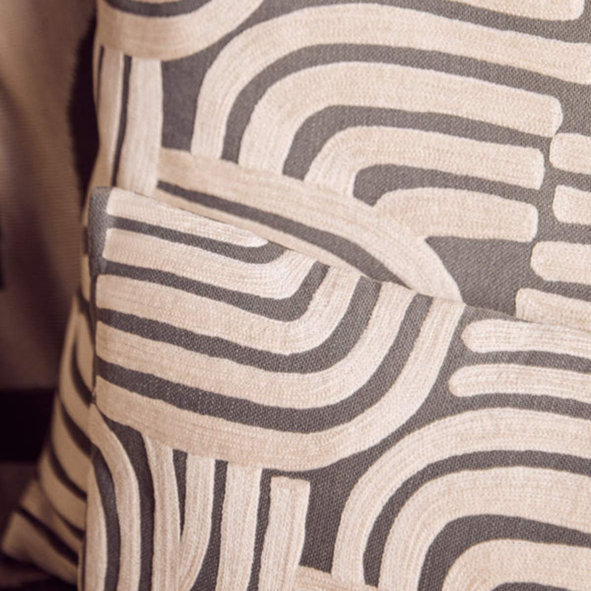 Beaumonde Home Bosie Ozella Natural And Green Rectangular Cushion