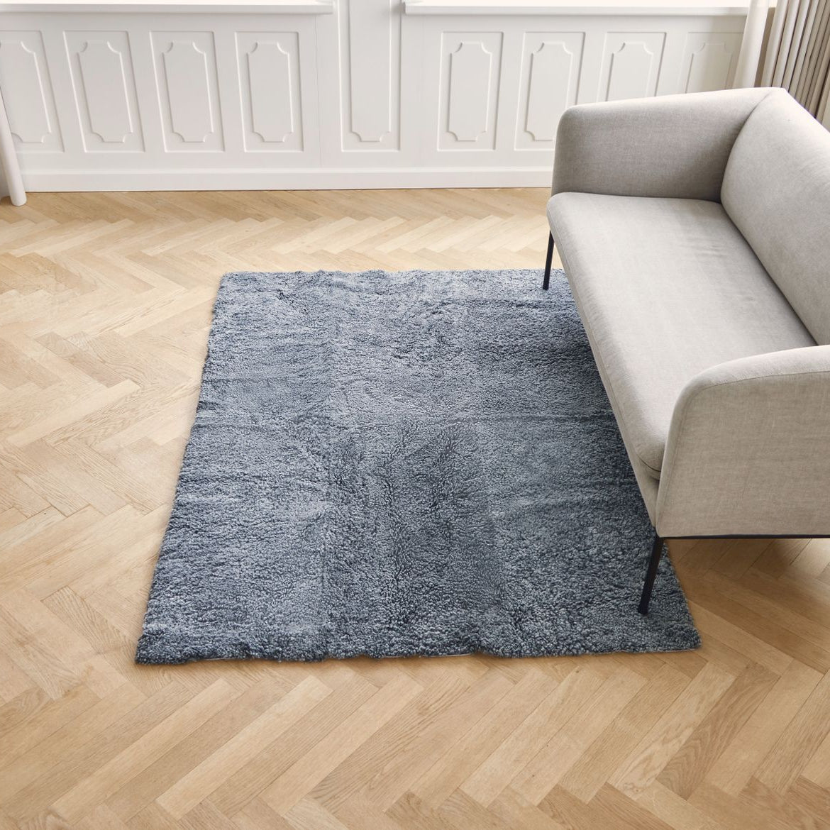 Natures Collection Short Wool Curly Sheepskin Design Rug