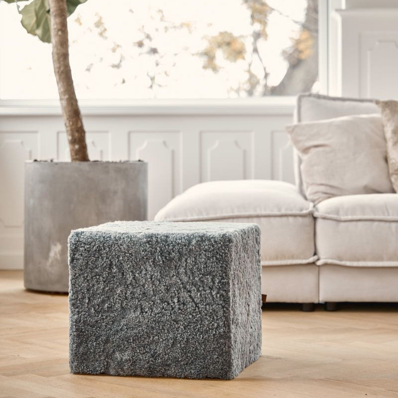 Natures Collection Short Wool Curly Sheepskin Pouf