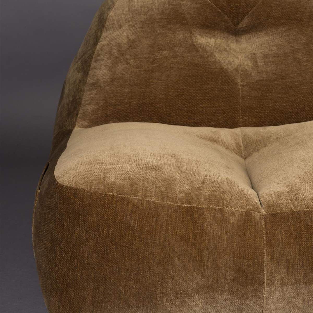 Dutch Bone Lounge Chair Tombag